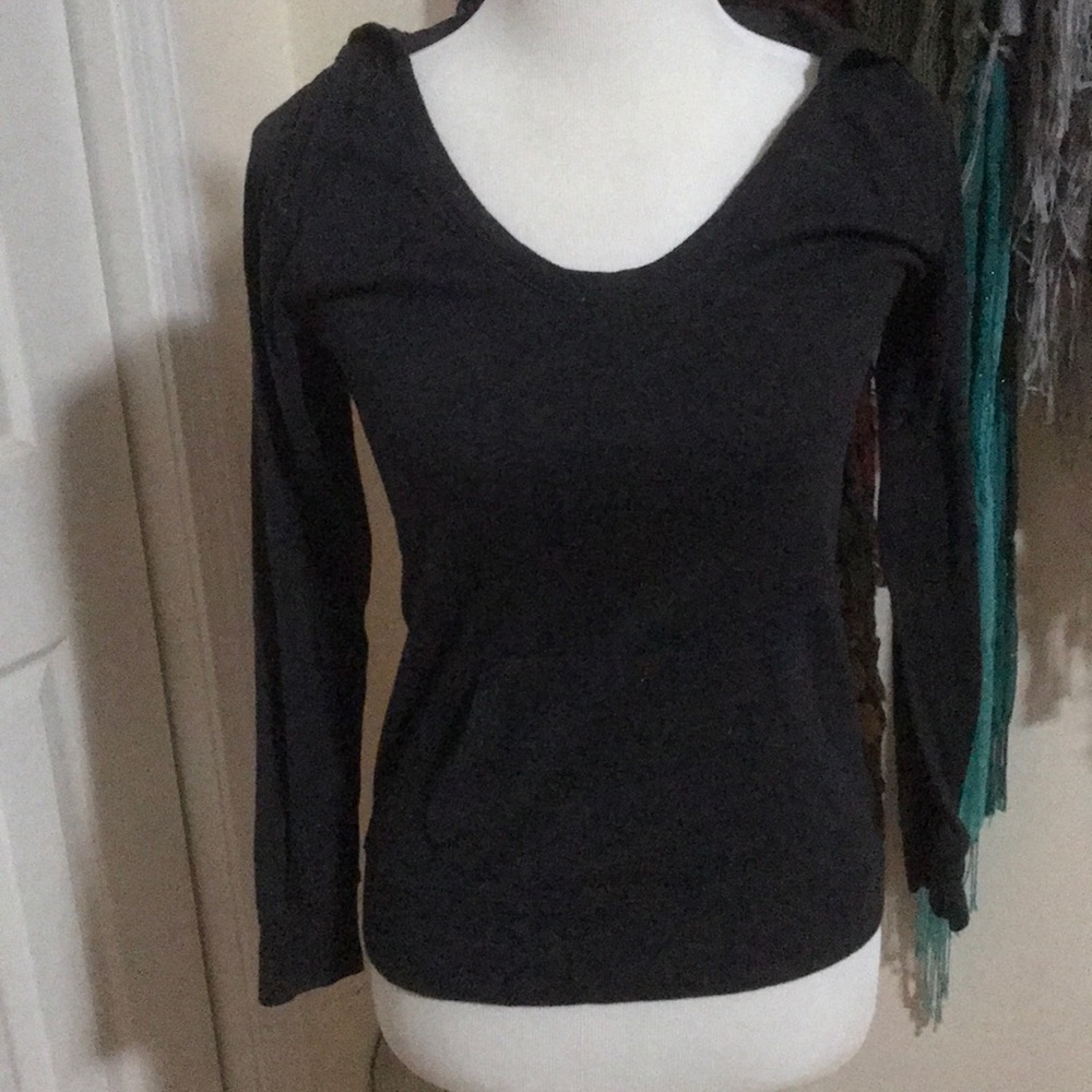 Set of two sweater/sweatshirts